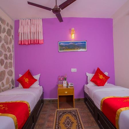 Hotel Fewa Corner & Restro Pokhara Exterior foto