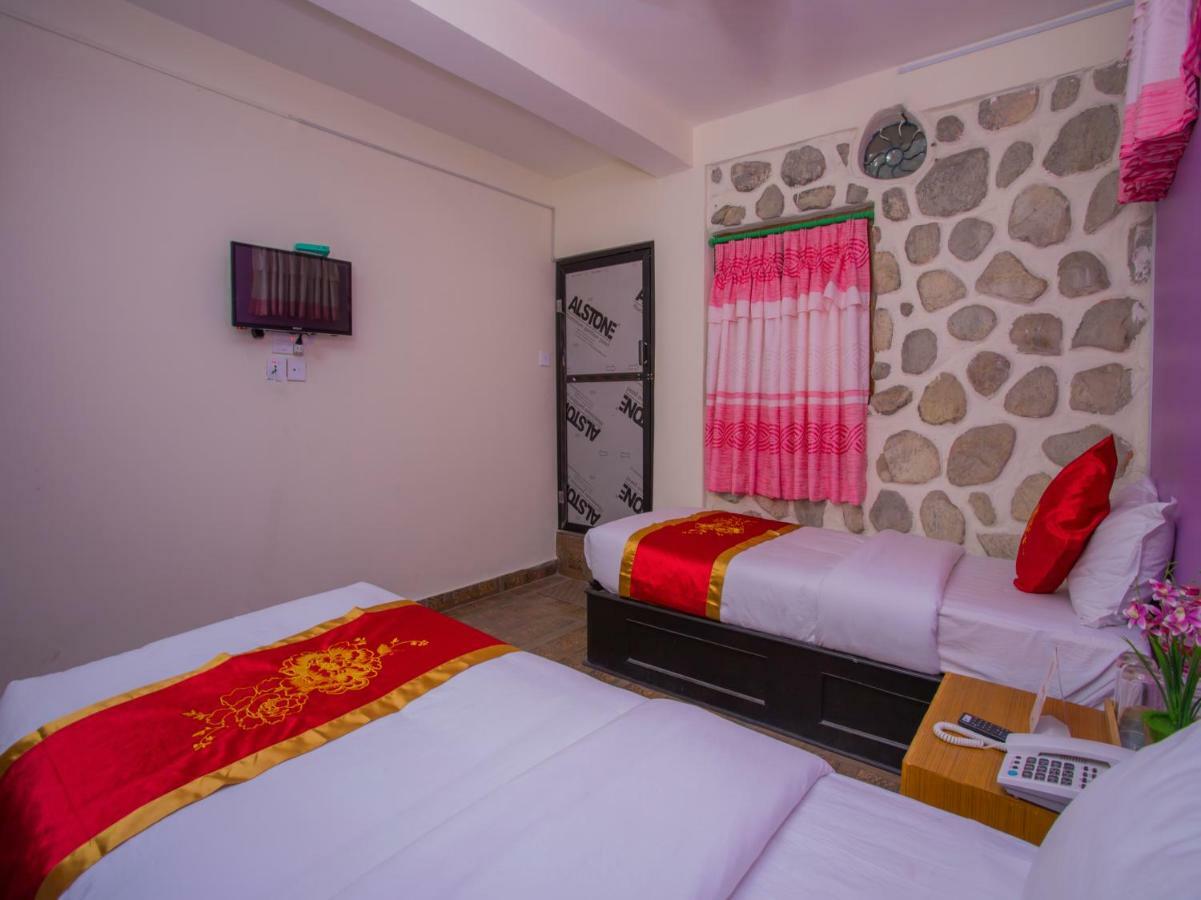 Hotel Fewa Corner & Restro Pokhara Exterior foto