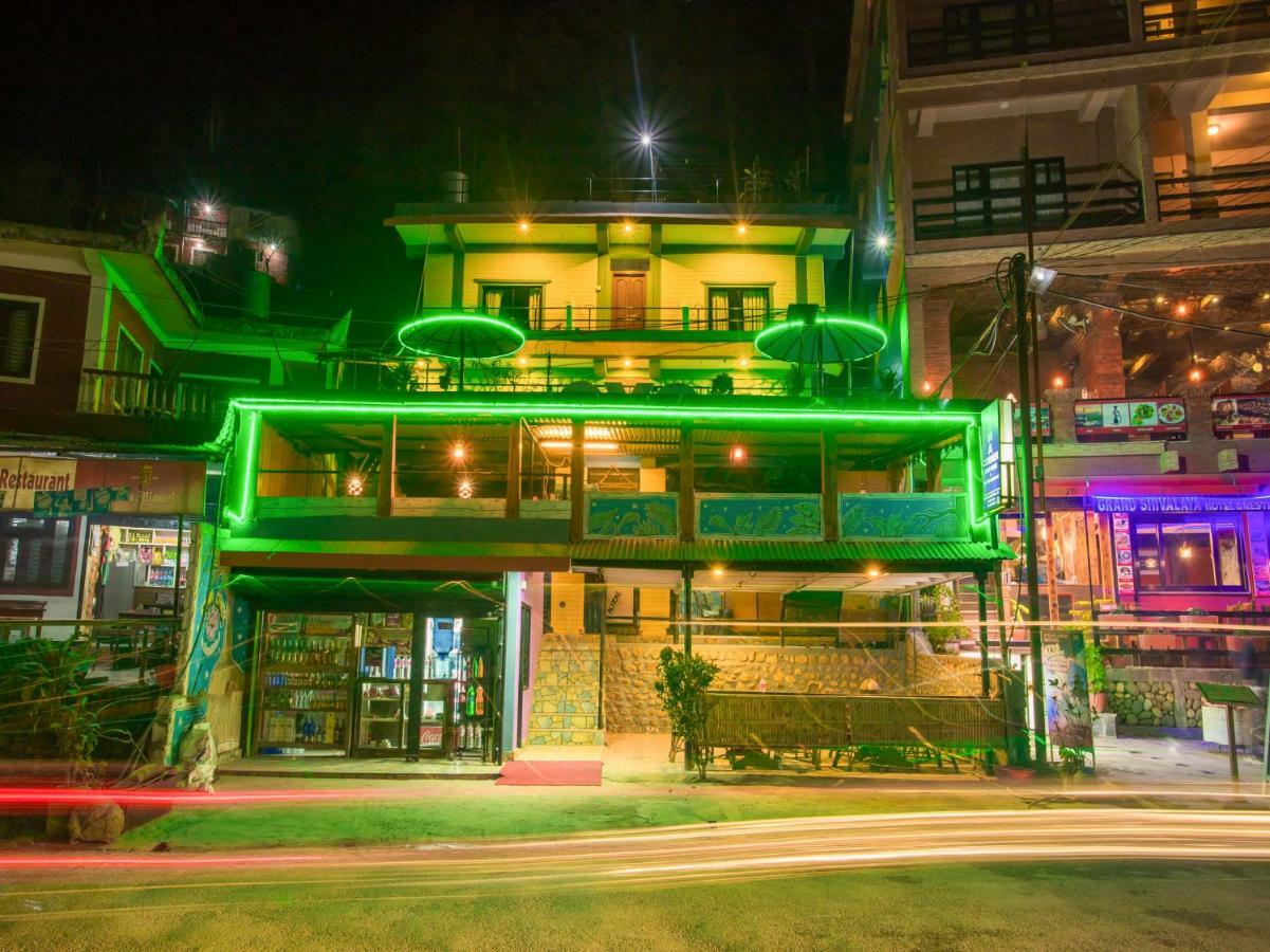 Hotel Fewa Corner & Restro Pokhara Exterior foto