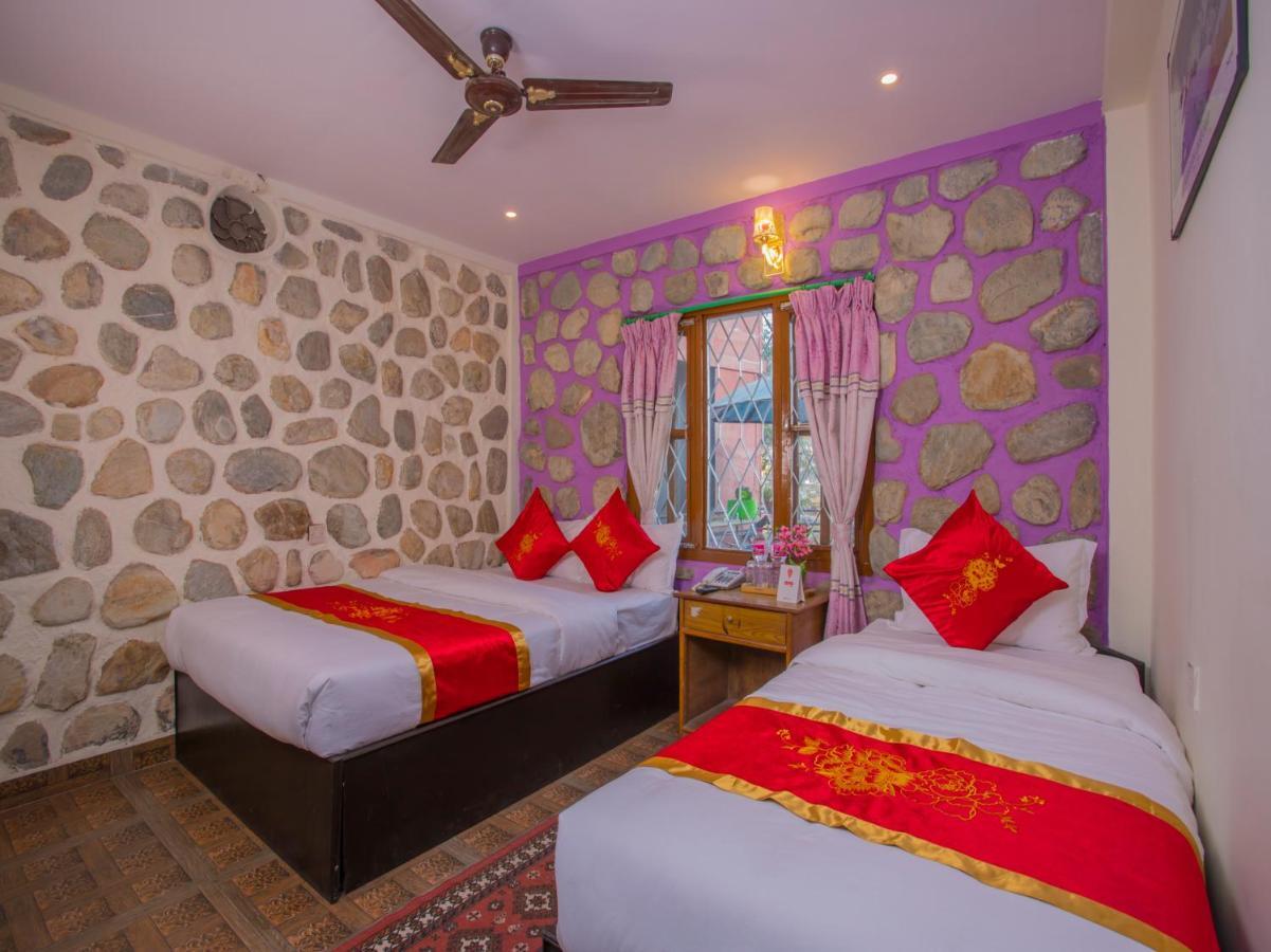 Hotel Fewa Corner & Restro Pokhara Exterior foto